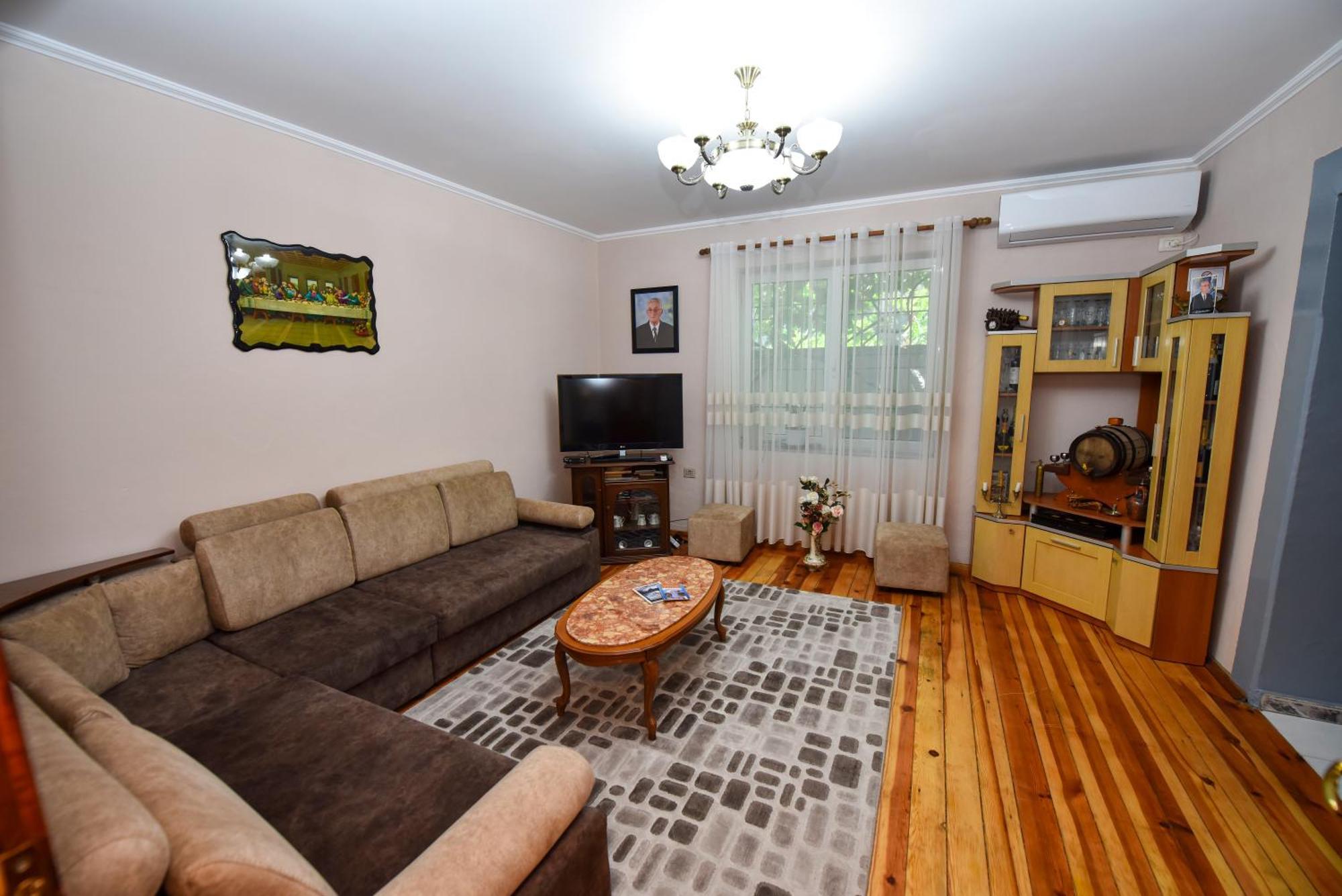 Fran'S Traditional House Шкодер Екстер'єр фото