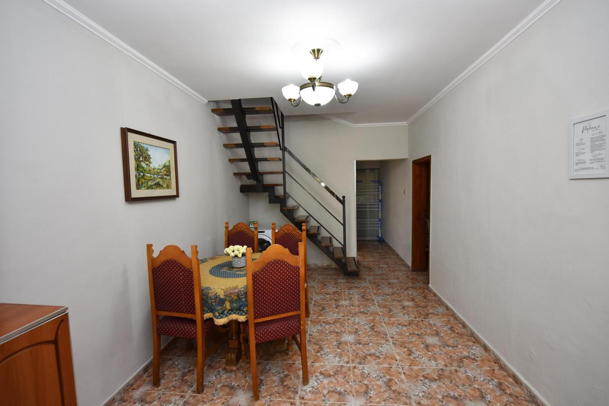 Fran'S Traditional House Шкодер Екстер'єр фото
